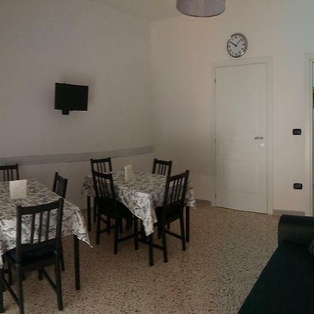 B&B Malaga 살레르노 외부 사진