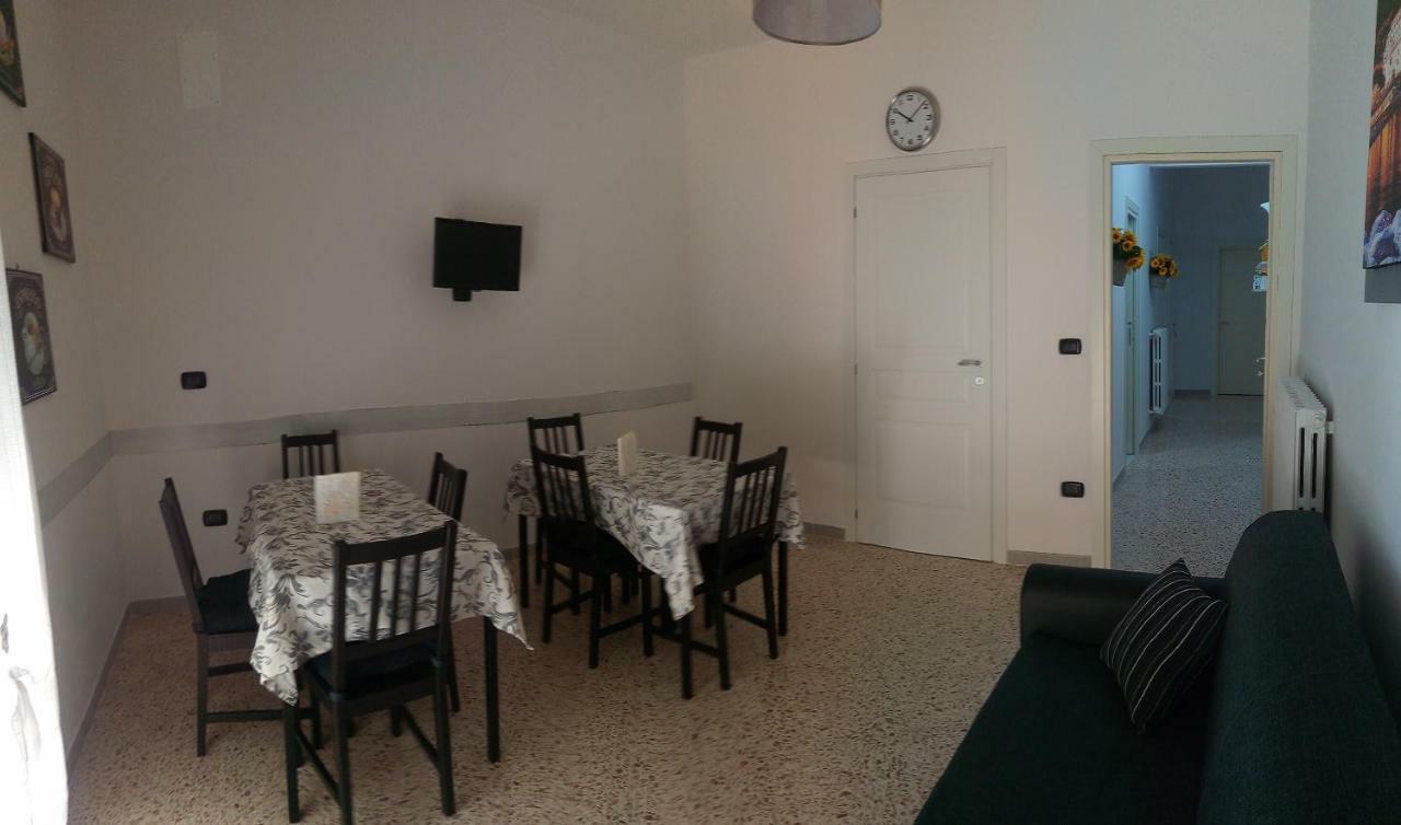 B&B Malaga 살레르노 외부 사진
