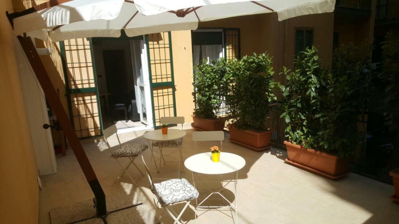B&B Malaga 살레르노 외부 사진